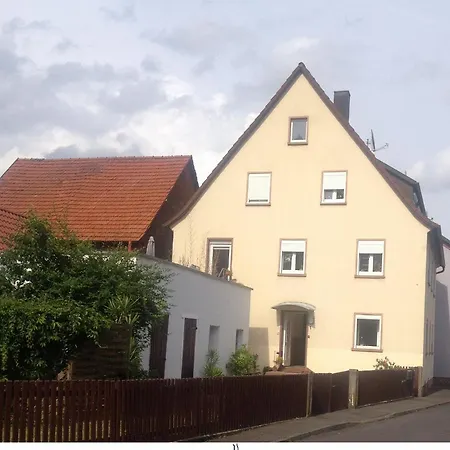 Im Springerhof شقة